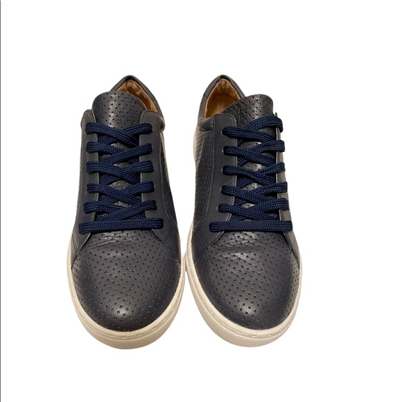 [Caslon] Cassie Perforated Lace Up Sneakers - Picture 6 of 8